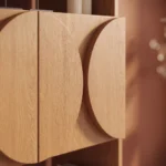 organizador-madera-roble-puertas-circulares-homzzy-duna
