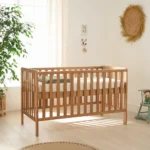 cama-bebe-madera-roble-cuarto-nordico-homzzy-aevum