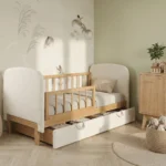cama-nino-cabecera-boucle-crema-barras-madera-roble-homzzy-bowery-1