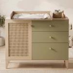 comoda-bebe-ratan-cambiador-integrado-madera-roble-homzzy-sarreau