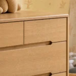 comoda-bebe-4-cajones-madera-roble-escandinava-homzzy-aubin-bogota