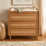 comoda-infantil-ratan-madera-roble-cambiador-integrado-homzzy-tallis