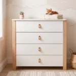 comoda-bebe-madera-roble-blanca-manijas-cuero-homzzy-halvor