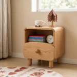 mesa-de-noche-infantil-nogal-crema-bicolor-cajon-perilla-homzzy-torvald-medellin