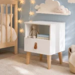 Mesa de noche infantil Wrenley