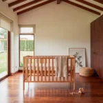 cuna madera roble natural habitacion bebe iluminada homzzy aevum