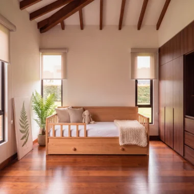 Daybed infantil en madera de roble natural de estilo nórdico
